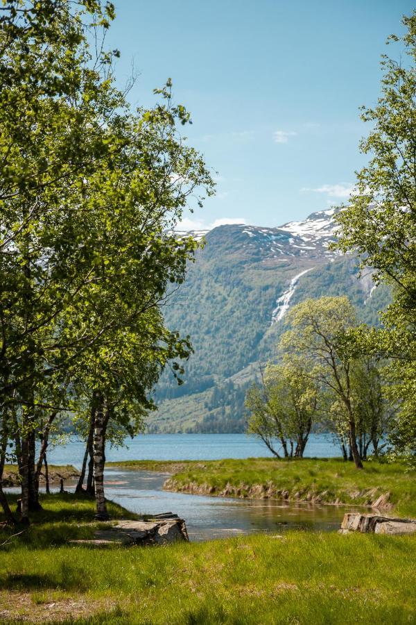 Отель Tuftegarden Viksdalen Экстерьер фото